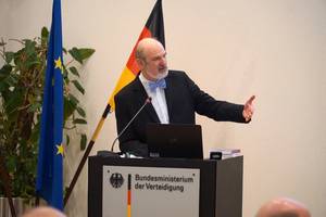 Thomas Schirrmacher at his lecture in the Stauffenberg Room at the Federal Ministry of Defence Â© BQ/Warnecke