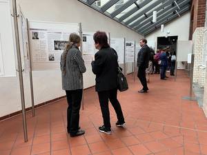 The exhibition displays 30 panels © Manuel Böhm