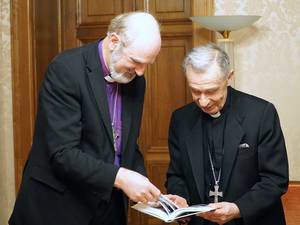 Photo: Thomas Schirrmacher in conversation with the Prefect of the Congregation for the Doctrine of the Faith Luis Cardinal Ladaria, in charge of investigating the abuses (2019) Â© BQ/Thomas Schirrmacher
